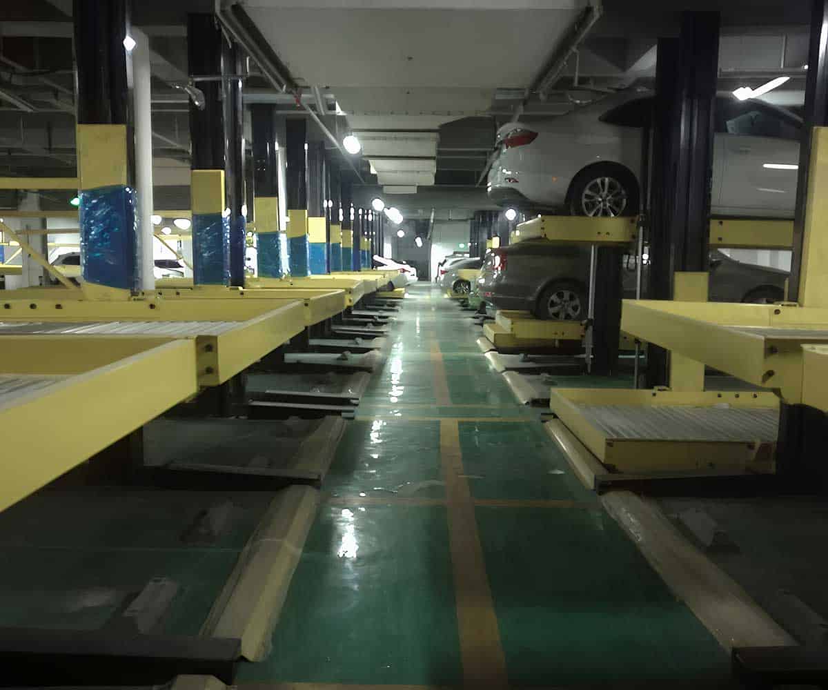 四柱簡易升降機械停車設備墜車賠償問題